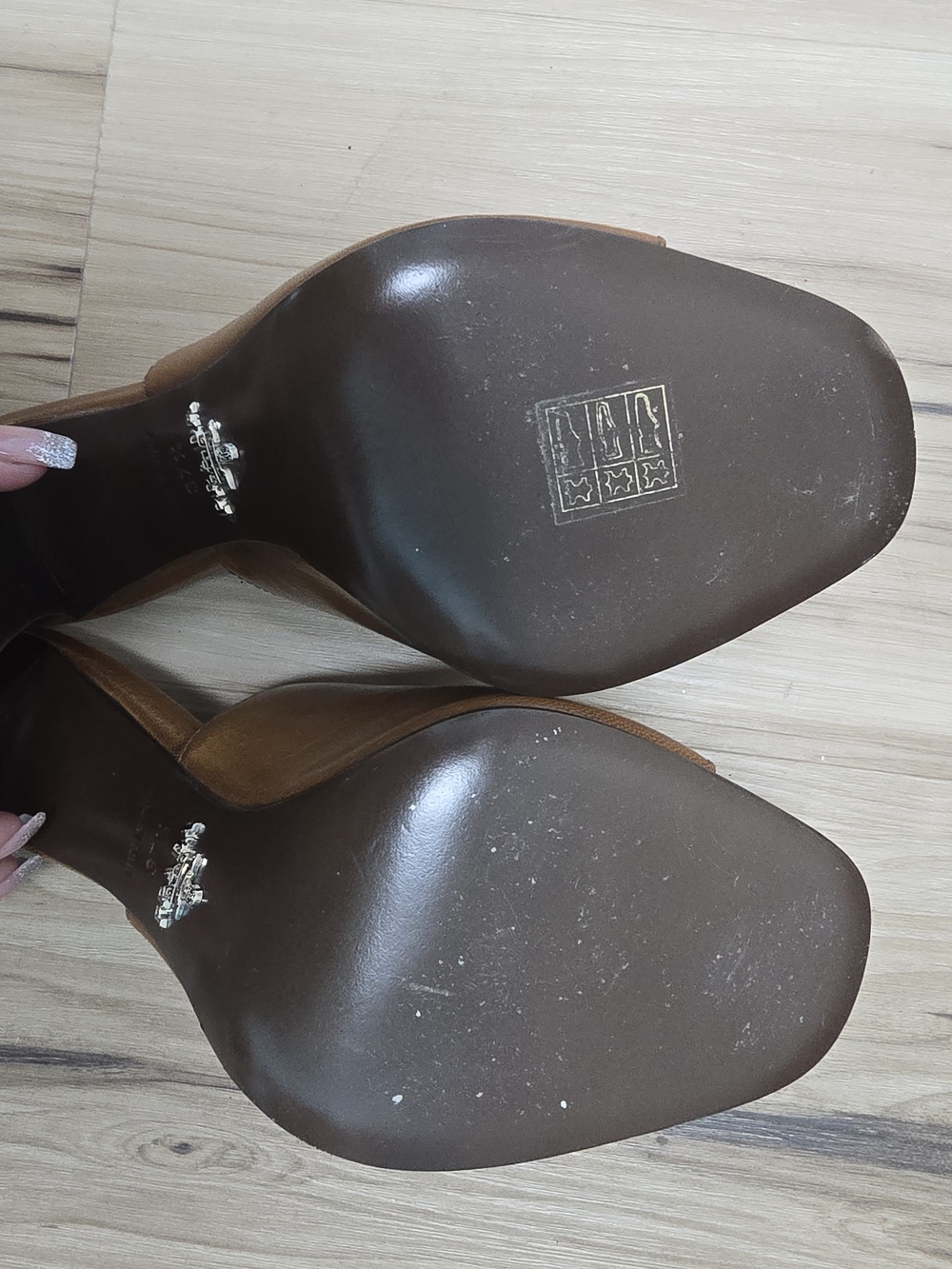 Prada Leather Mule Heels - Sz 37.5 - Picture 3 of 7